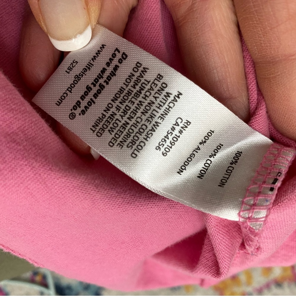 Life is good pink classic fit V neck graphic tee womens size small cotton - Picture 6 of 6